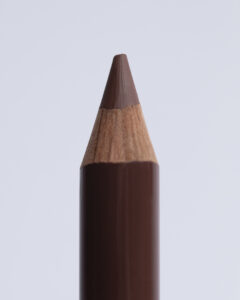 eye-pencil-brown-beauty-make-up-loni-baur-cultureandcream-blogpost