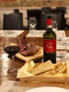 osteria-4lire-tuscany-ham-own-bread-wine-cultureandcream-blogpost