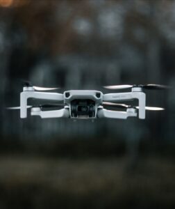 drohne-drone-flug-scanning-frontview-cultureandcream-b logpost