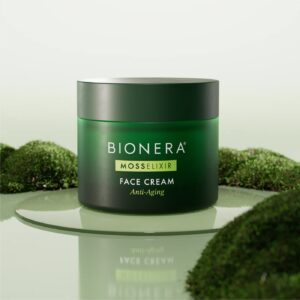 bionera-face-cream-green-jar-moss-extract-cultureandcream-blogpost